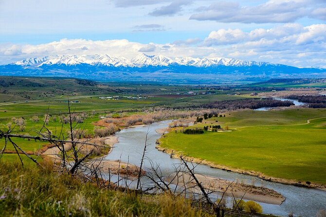 2 Hour Trail Ride in Montana Ranch Country - What makes this a ranch ride, not an arena lesson