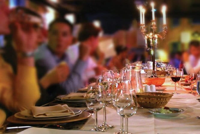 4 WINES TASTING in a Chianti Classico Farm (Visit/tour at the winery included) - Tuscan crackers keep the tasting simple