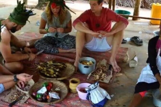 A private half day spice farm with a cooking lesson - Walking among vanilla, cardamom, and nutmeg