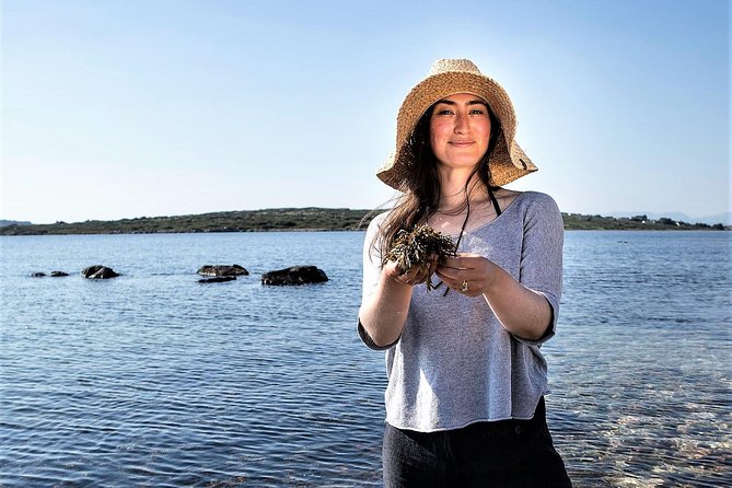 Abalone farm tour and tasting with coastal seaweed walk. Guided. 2 hours - Is $108.79 a fair price?