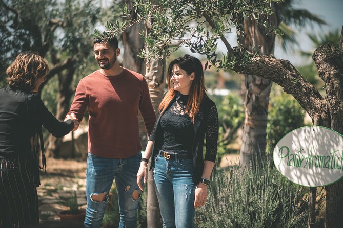Alcamo Farm Animals and Aromatic Garden - Meeting the people behind Augustali