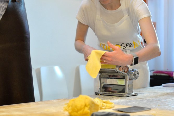 Alghero Home Cooking Pasta Class at a Farmhouse with Wine - Pasta making at a farmhouse near Alghero