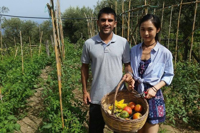 Amalfi Coast & Sorrento Cooking Class School at Farmhouse - Why the family setting matters