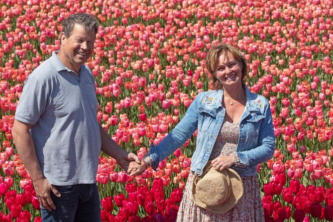 Amsterdam: Day trip to Tulip Farm, Keukenhof + Windmill Cruise - The Kagerplassen cruise and its quiet views
