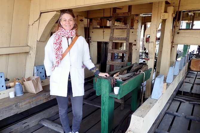 Amsterdam private tour to windmills, cheese farm and villages - Edam, cheese, and a taste of Dutch food