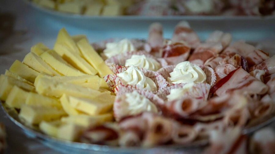 Arzana: Day with a shepherd w/ lunch in a farm - The Gennargentu setting and a digital break