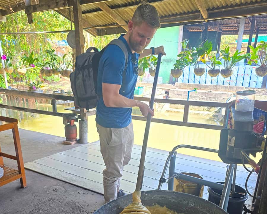 Bangkok: Private Floating & Railway Markets with Farm Visits - Salt de Maeklong and the Coastal Work Behind the Product