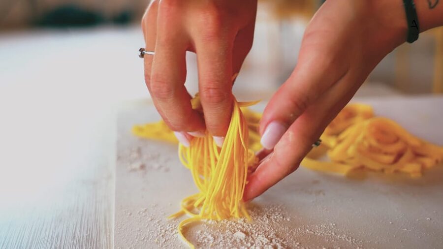 Bardolino: Garda Lake Pasta Cooking Class at Agritourism - Making tagliatelle and ravioli from scratch