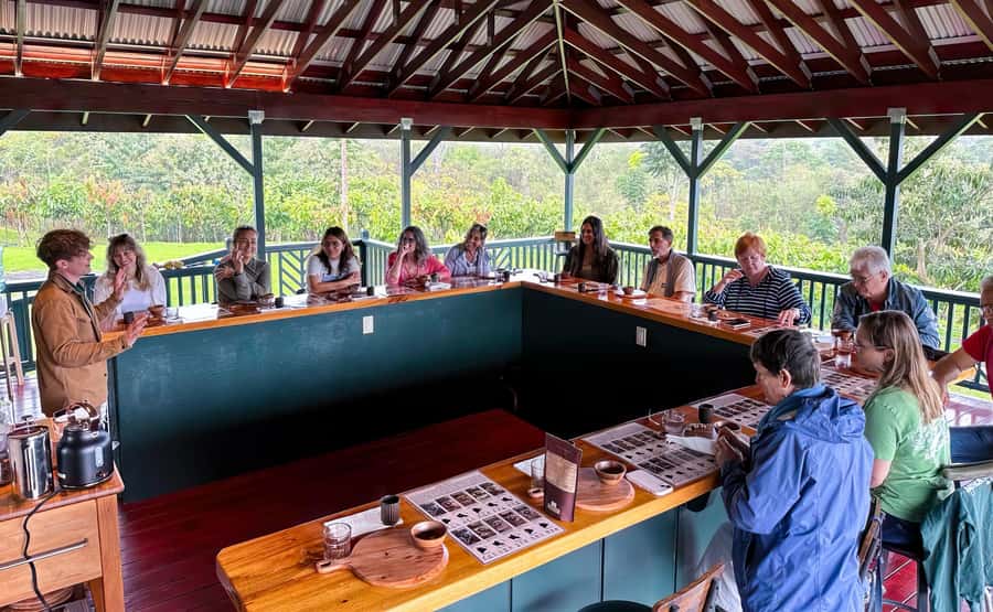 Big Island Hawaii: Craft Chocolate Tasting and Farm Tour - What makes this Hilo chocolate tour special