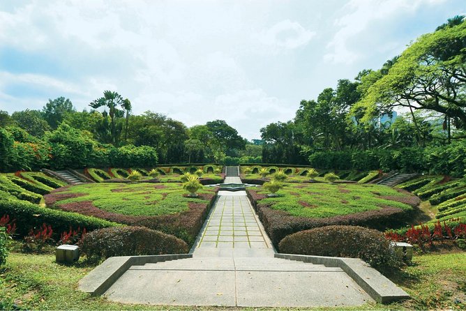 Bird Park & Butterfly Farm Nature Include All Entrance Tour From Kuala Lumpur - Three nature stops close to central Kuala Lumpur