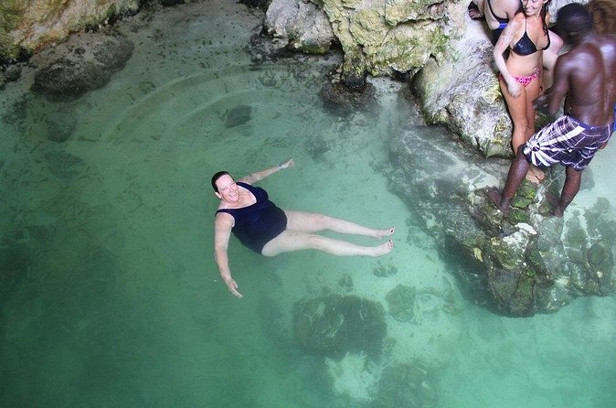 Blue Hole Mineral Spring plus Weed Farm Combo Tour with Transportation - What to pack for the spring