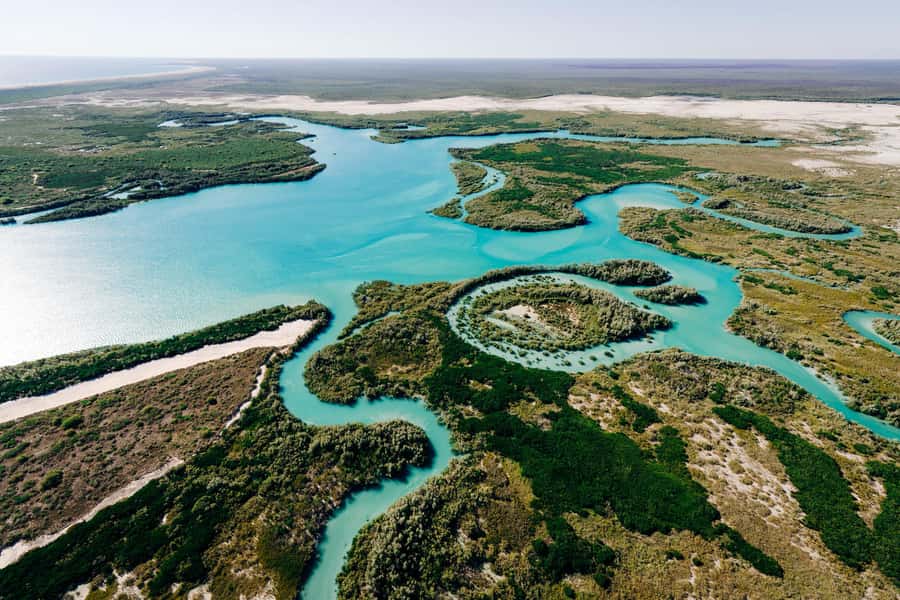Broome: Helicopter Flight and Willie Creek Pearl Farm Tour - Arriving above Willie Creek