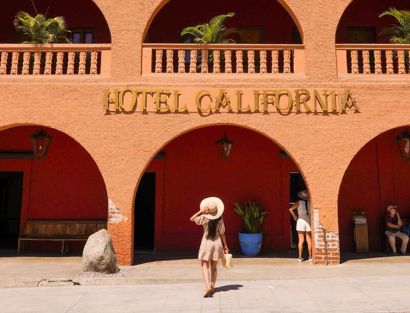 Cabo: Todo Santos Tour with Camel Ranch, Tequila and Lunch - Pearls from the waters of La Paz