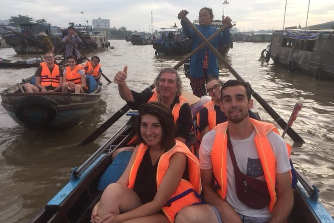 Cai Rang floating market, see sunrise, CaCao orchard, small canal - Hotel pickup and the seven-hour schedule