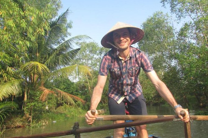 Cai Rang floating market, see sunrise, CaCao orchard, small canal - Eating breakfast at Cai Rang Floating Market