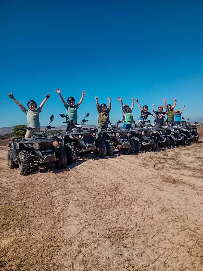 CAPE TOWN: OSTRICH RANCH QUAD BIKE RIDE & OSTRICH TOUR - A quad-bike ride with a distinctly Cape Town setting