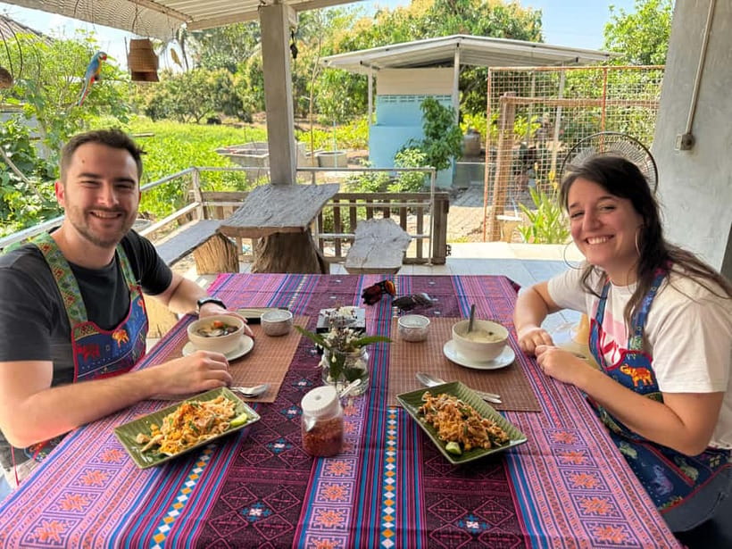 Chiang Mai : Cook in Farm, Market tour & Go by a Local Train - Cooking Thai dishes with a local instructor