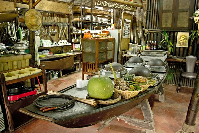 Chiang Mai Farm Life & Khao Soy Tasting on a Half-Day Boat Tour - Where the experience can disappoint