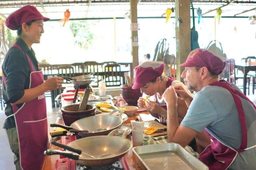 Chiang Rai:Lanna Home Cooking Class at Give Green Farm House - Why Lanna makes the class work