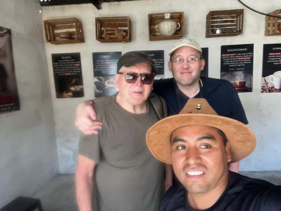 Coffee farm experience - From coffee plant to processed bean
