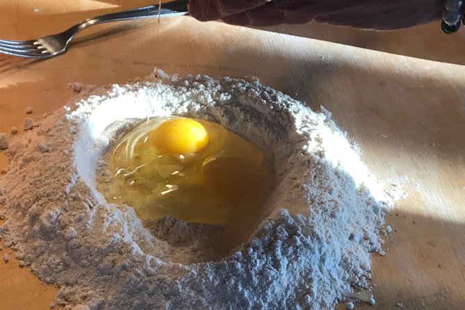 Cooking Class at a Farmhouse in Val d'Orcia Tuscany - Arriving at Villa Vetrichina at 4:30 pm