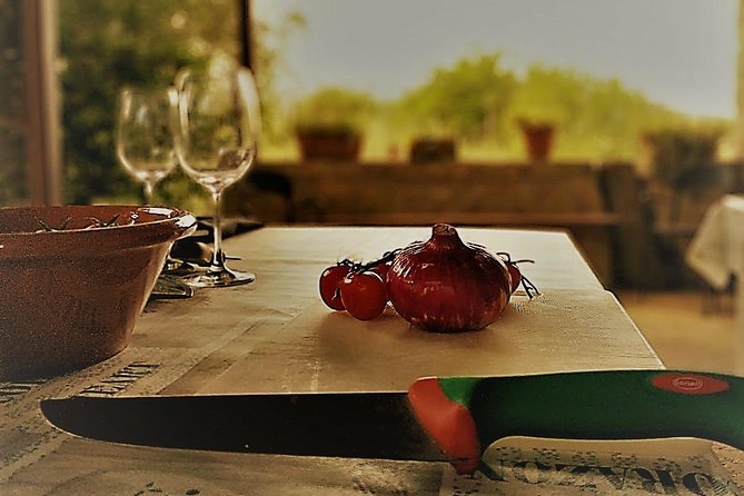 Cooking Class in a Real Tuscan Farmhouse - Starting with panzanella
