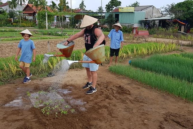Countryside Tour of Hoi An, Basket Boat, Buffalo ride, Farming with local Farmer - What the private format adds