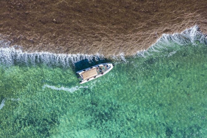 Cygnet Bay Sea Safari & Pearl Farm Tour Scenic Flight - Cape Leveque brings red cliffs and beach time