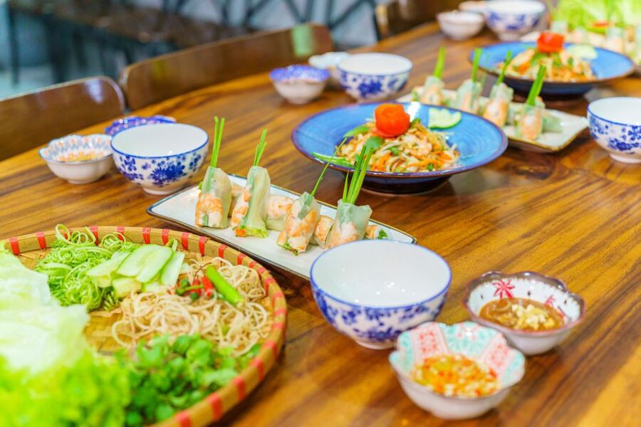 Da Nang Cooking: Market tour, farming, and cooking class - A small class with real kitchen time