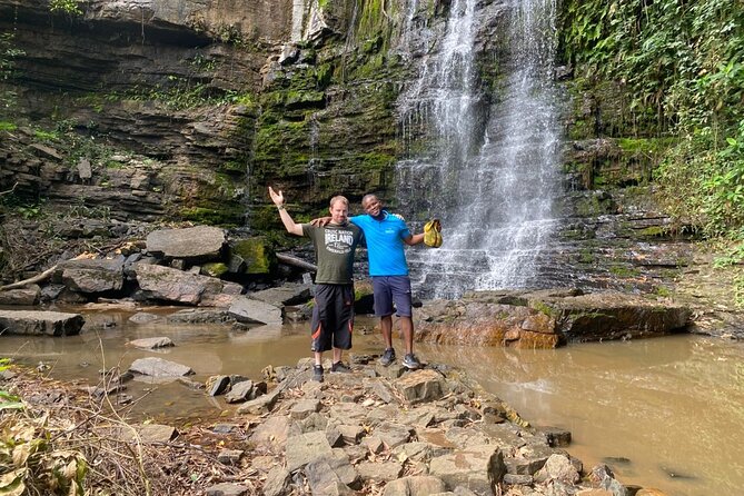 Day Trip Near Accra - Visit Aburi Gardens, Waterfall & Cocoa Farm - Aburi Craft Village: time for handmade souvenirs