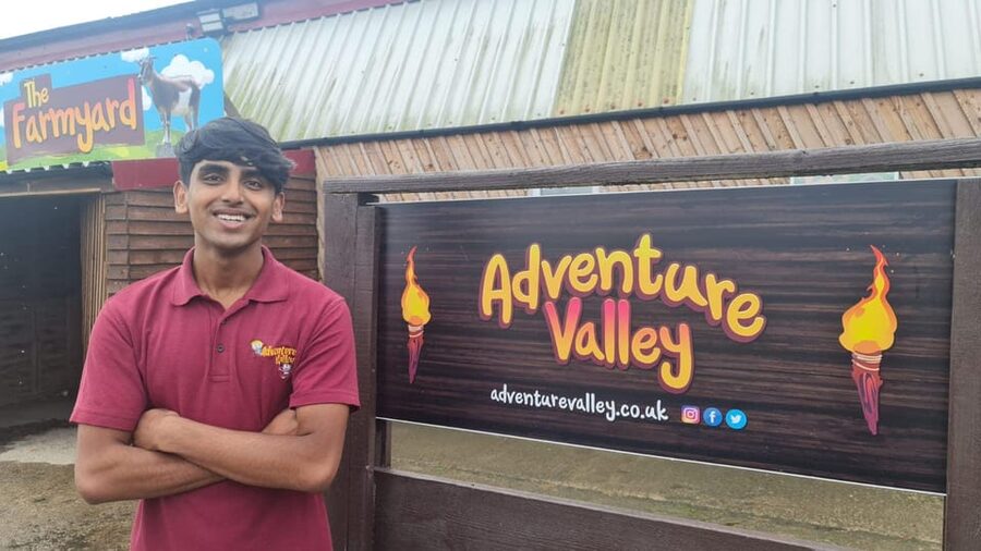 Durham: Adventure Valley Farm Park Entry Ticket - Shows, dinosaurs, and extra entertainment