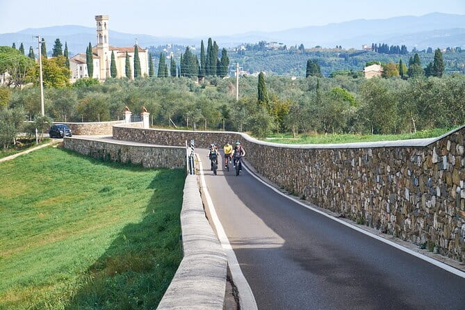 E-bike Chianti Classico & Tuscany tour with Wine & Lunch at Farm - Starting in Florence at 9:30 am