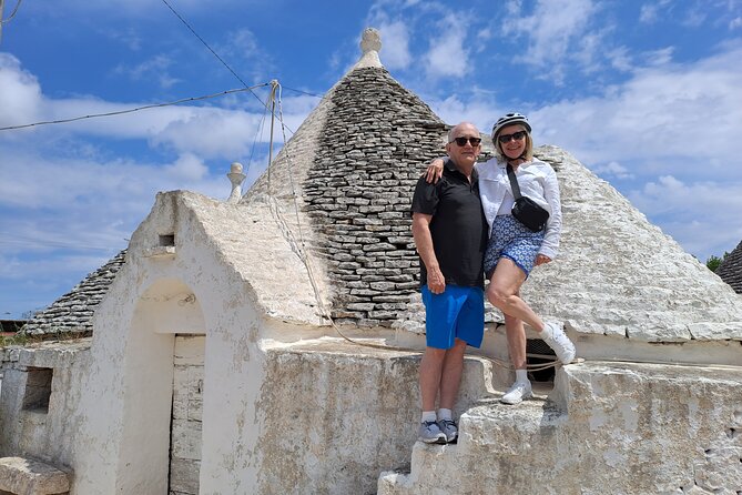 E-bike tour Martina Franca e Locorotondo and visit a dairy - The dairy visit costs extra, but may be worth it