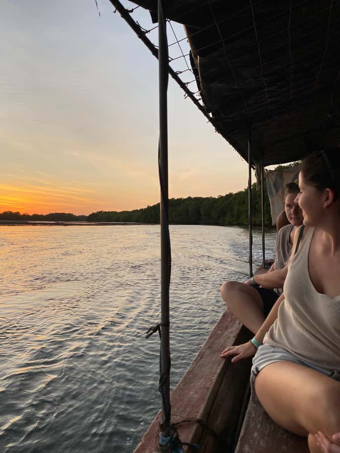 El Paredón: Sea Turtle and Salt Farm Tour - A sunset outing built around turtles and salt