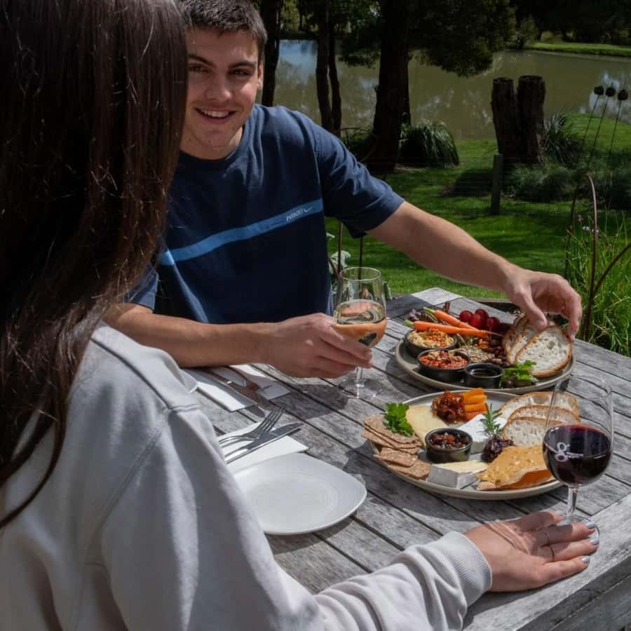 Farmer's Lunch and Arthurs Seat Eagle Cable Car Ride - For 2 - Planning the gondola around lunch