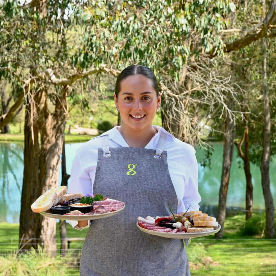 Farmers Lunch - Food and Wine for 2 - Key points at a glance