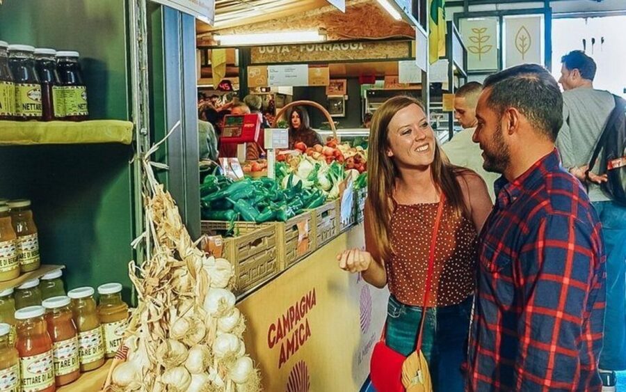 Farmers Market Shopping and Roman Full Course Class - SHARED - From market shopping to a central Roman cooking school