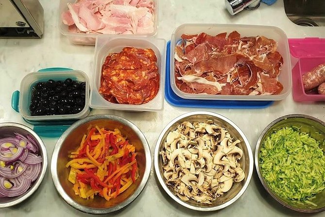 Farmers Market Shopping with Roman Full Course Class - (SHARED) - Who should book this Rome cooking class?
