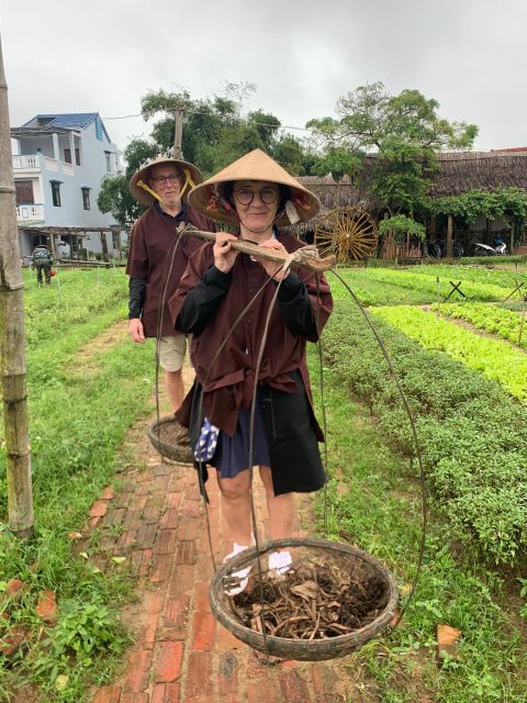 Farming with Farmers at ancient vegetable Village "Tra Que" - The 20-minute ride through Hoi An’s rice fields