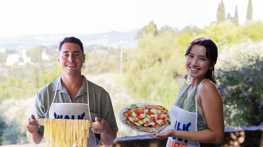 Florence: Pizza or Pasta Class with Gelato at a Tuscan Farm - Choose pizza and work with a wood-fired oven