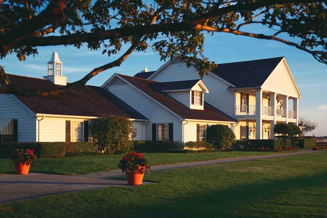Fort Worth Highlights & Southfork Ranch Combo Tour - Two hours in the Fort Worth Stockyards