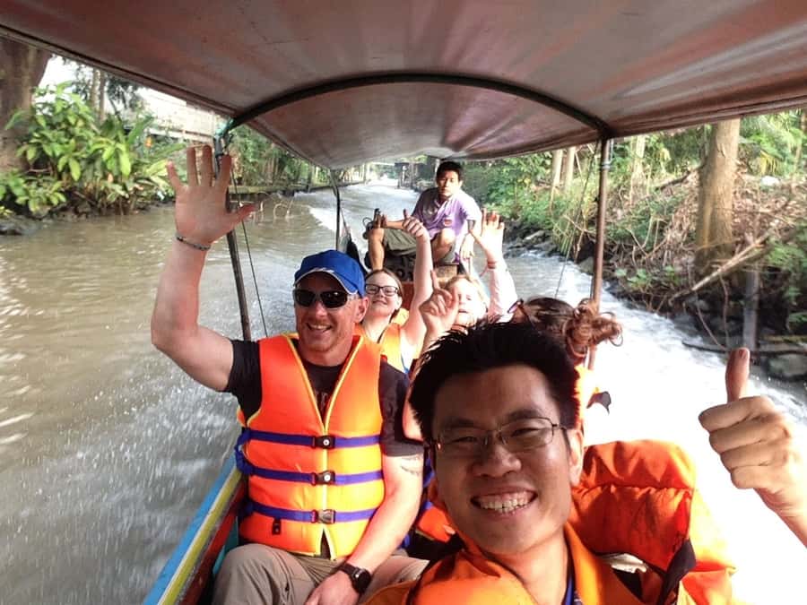 From Bangkok: Floating & Railway Markets Tour & Coconut Farm - Coconut sugar, a small workshop with real value