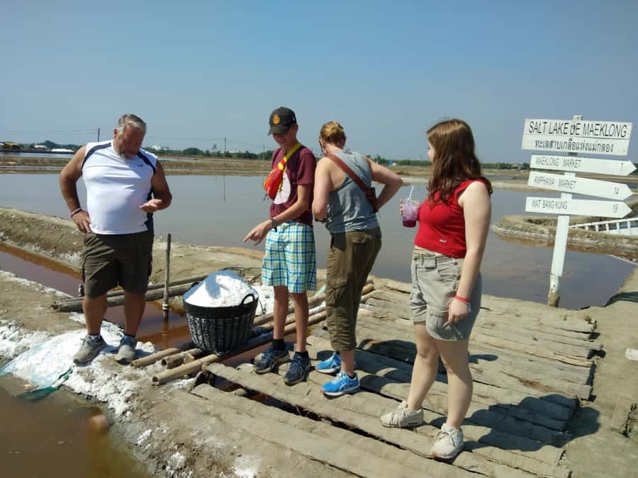 From Bangkok: Floating & Railway Markets Tour & Coconut Farm - Is $98 a fair price?
