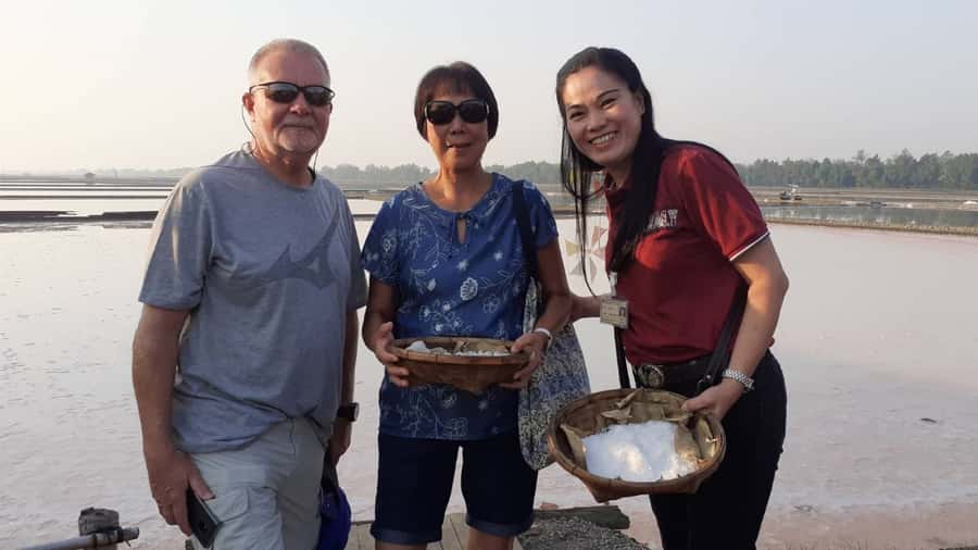 From Bangkok: Floating & Railway Markets Tour & Coconut Farm - Guides, comfort, and the small details that matter
