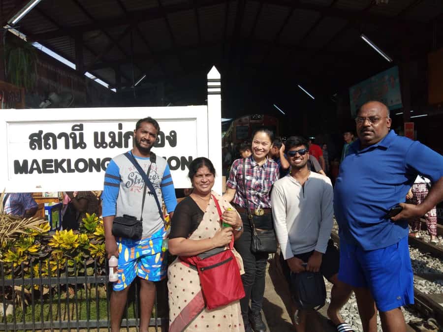 From Bangkok: Floating & Railway Markets Tour & Coconut Farm - Damnoen Saduak by longtail boat
