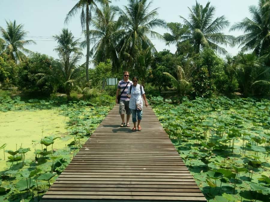 From Bangkok: Mahasawat Canal and farm with Lunch - Making Khao Tang Na Tang from crispy rice