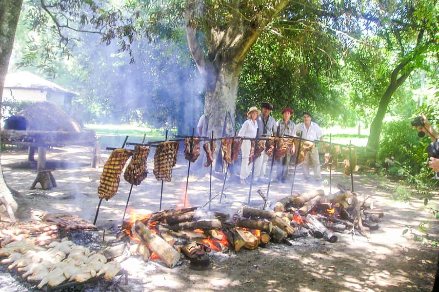 From Buenos Aires: Gaucho and Ranch Day Tour - Horseback riding or carriage ride