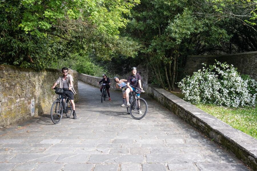 From Florence: Tuscan Hills Biking with Farm Tour and Lunch - Tuscan lunch with wine and olive oil