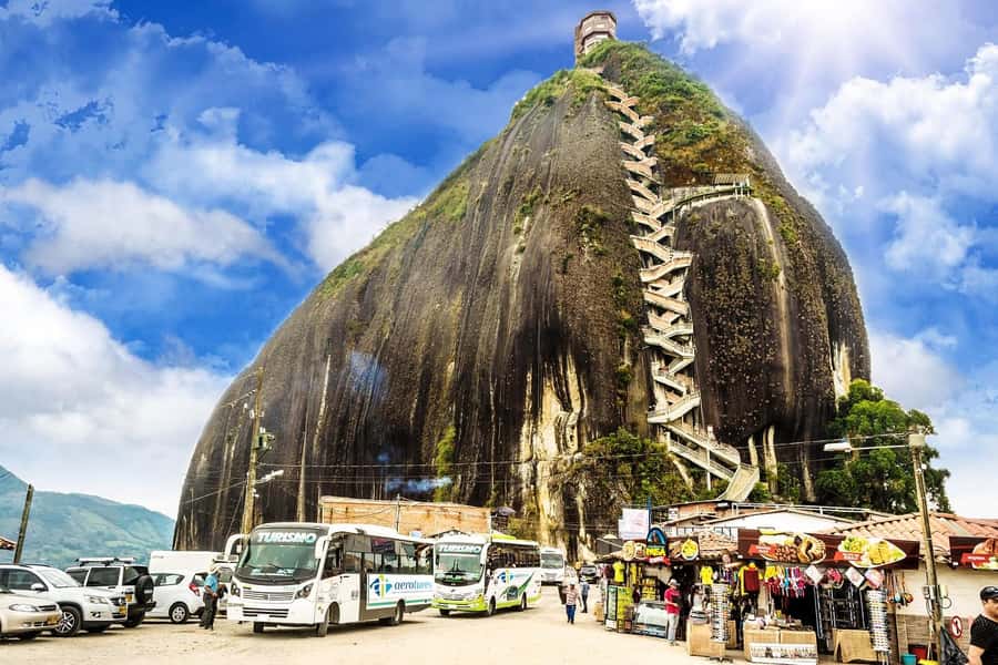 From Medellin: Guatapé & Peñol Rock with Boat & farm animals - Should you book this Guatapé experience?