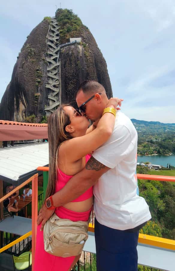 From Medellin: Guatapé & Peñol Rock with Boat & farm animals - Walking through colorful Guatapé